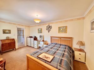 Photo 16- click for photo gallery